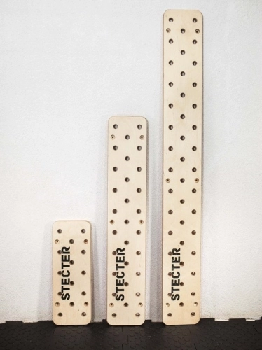 Доска для скалолазания Пегборд (PEGBOARD) 112х30 см фото 3
