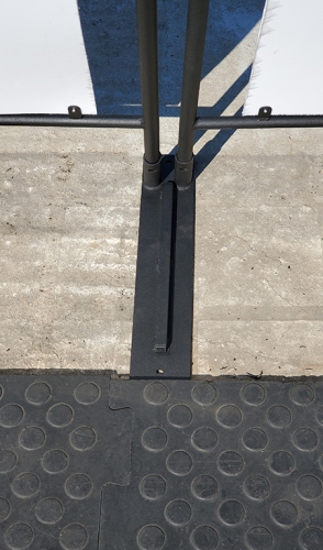 Основание барьера мобильного ограждения для зрителей (1 шт) фото 2