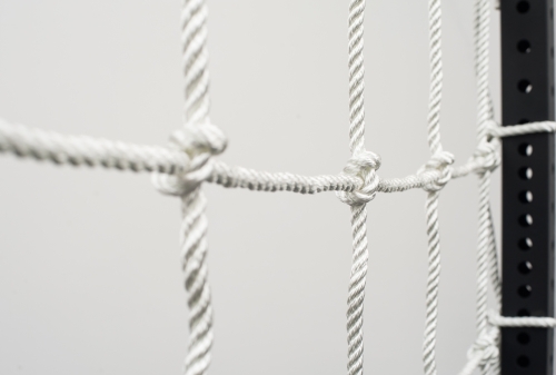 Сетка для лазания 2х1 метра (ячейка 25х25 см, хвосты 40 см по периметру) фото 2