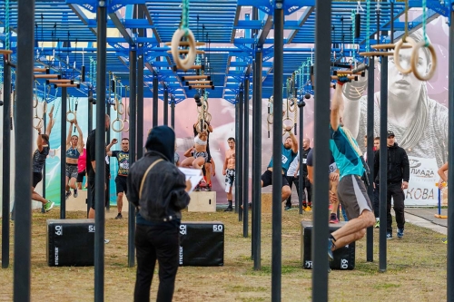 Соревновательная рама для гонок с препятствиями "Рукоход" 13,5х6 метров фото 5